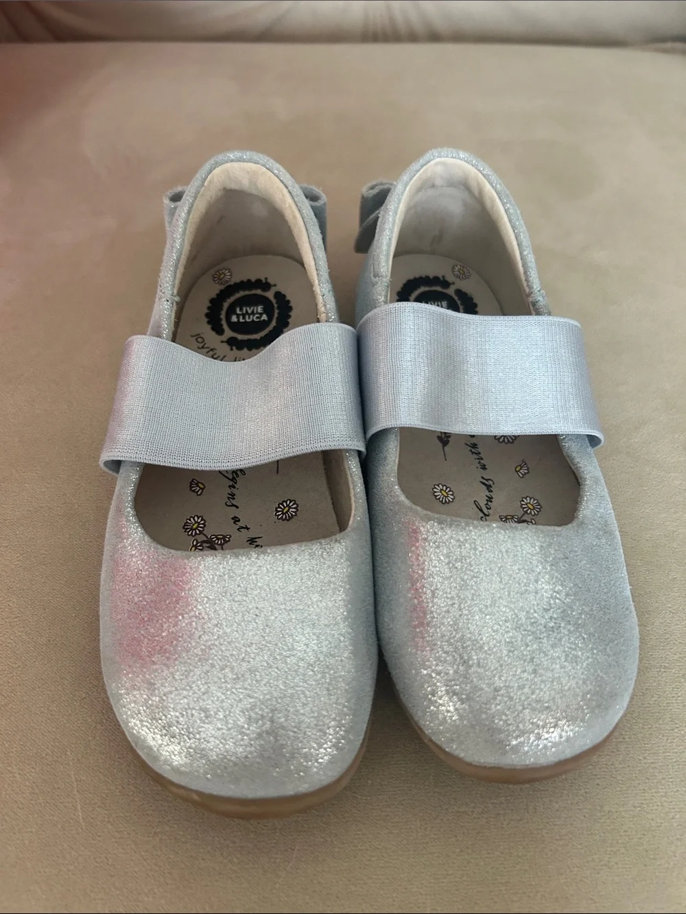 Toddler girls size 9 Cinderella blue Disney look shimmer sparkle bows ballet
